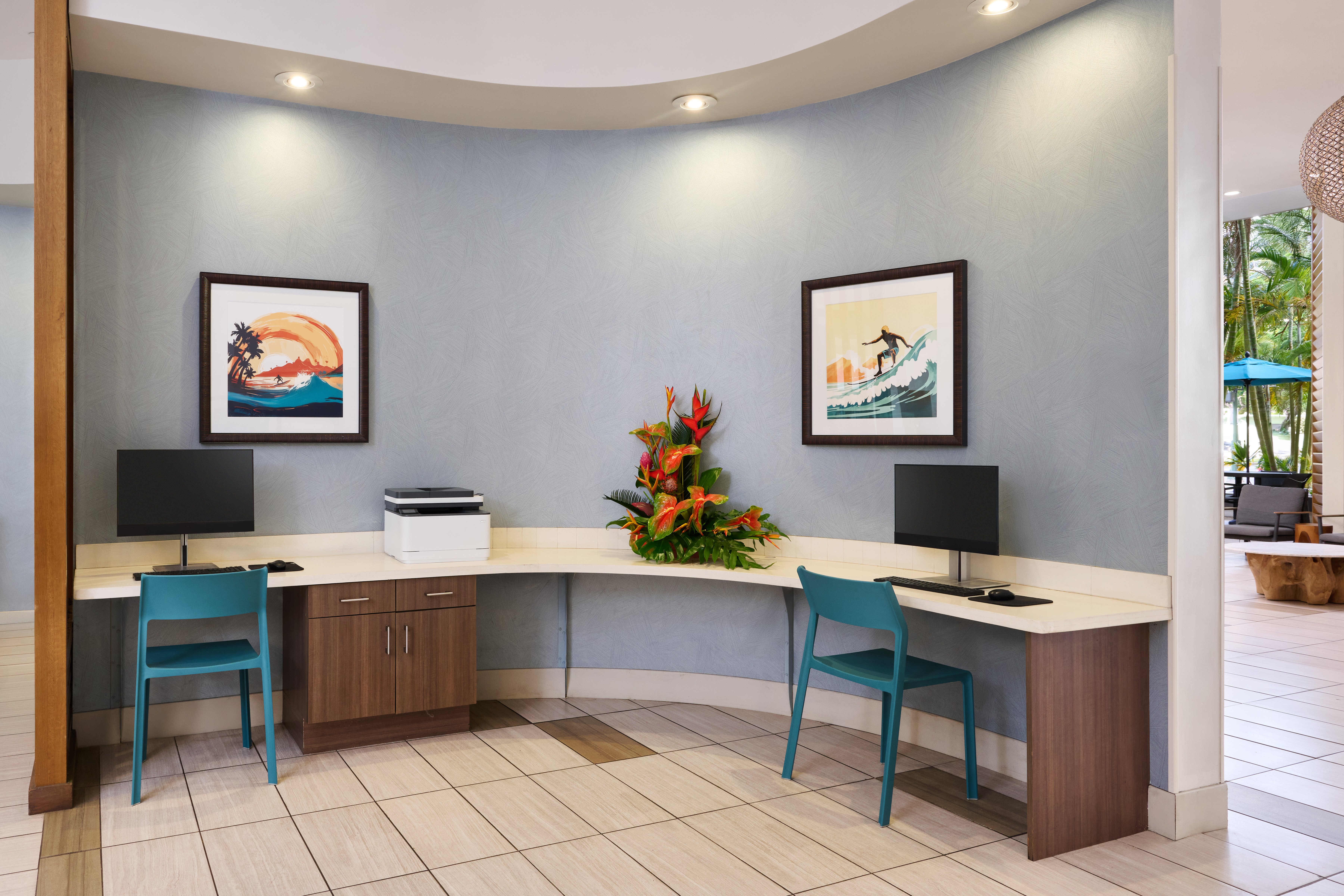 Holiday Inn Express Waikiki 44/77