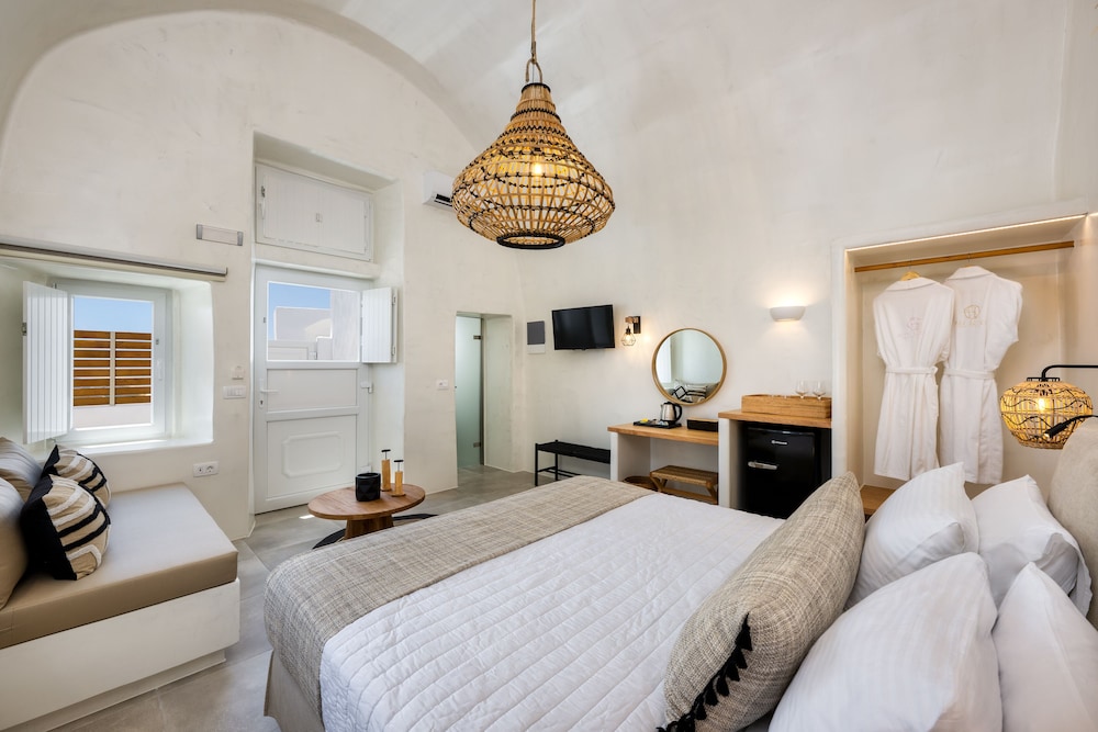 Hill Suites 15/50