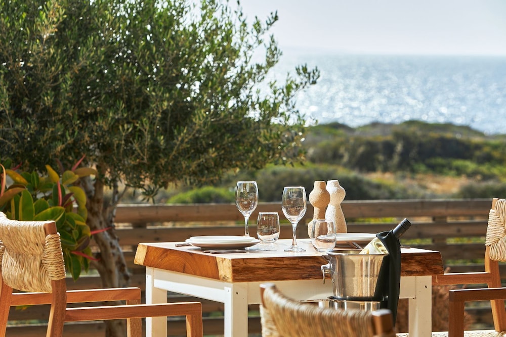 Vasia Sea Retreat - Adults Only 24/36