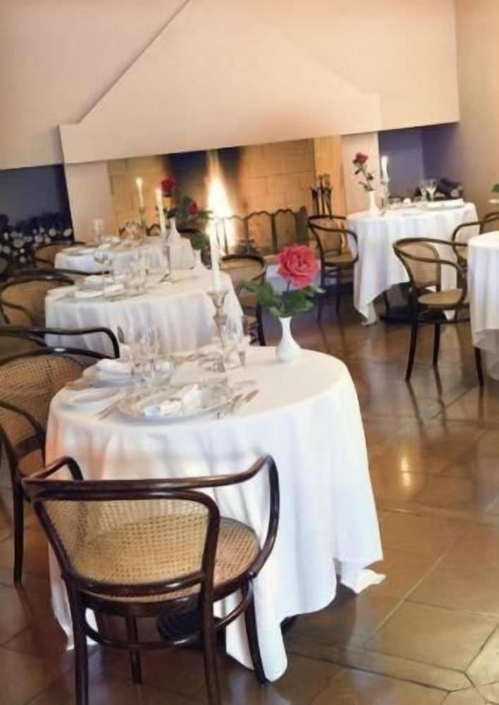 RELAIS DU SILENCE ALBERGO RELAIS I DUE ROCCOLI 36/50