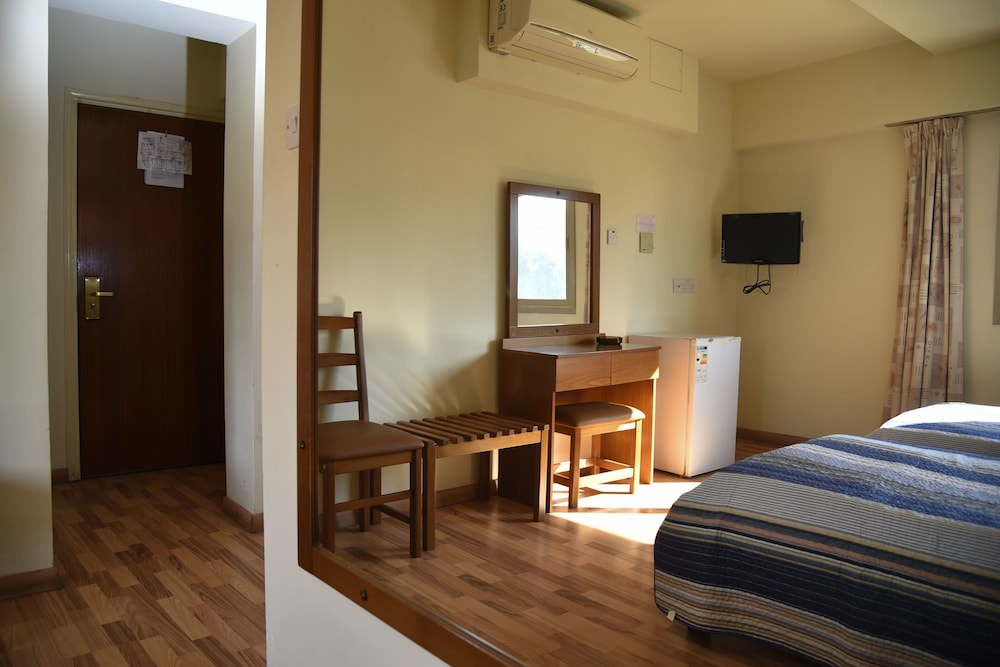 Elysso Hotel 25/60