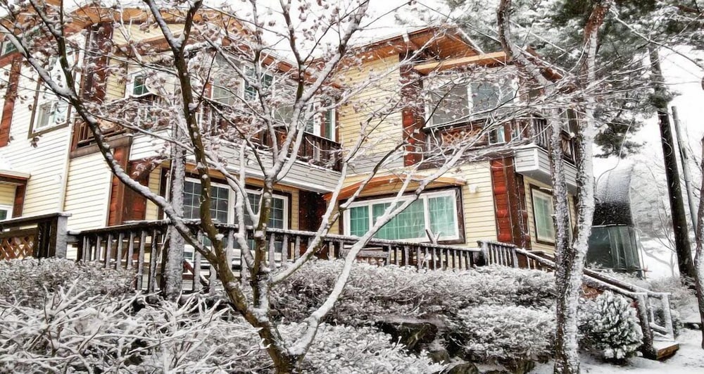 Yeongheung-Do Mirim Pension 38/50