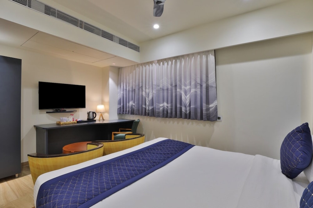 Hotel Empyrean 23/49