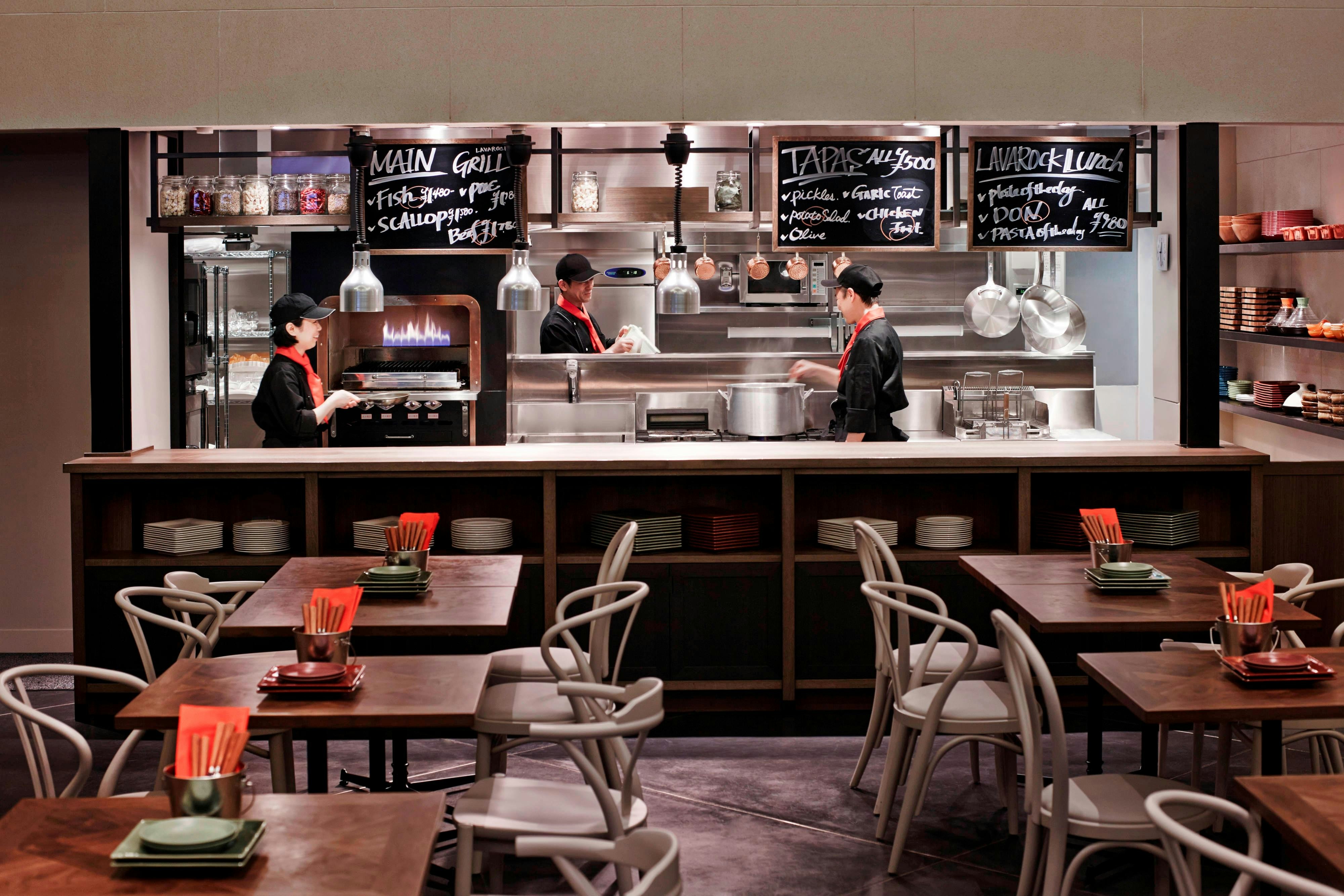 Courtyard By Marriott Tokyo Station 5/7