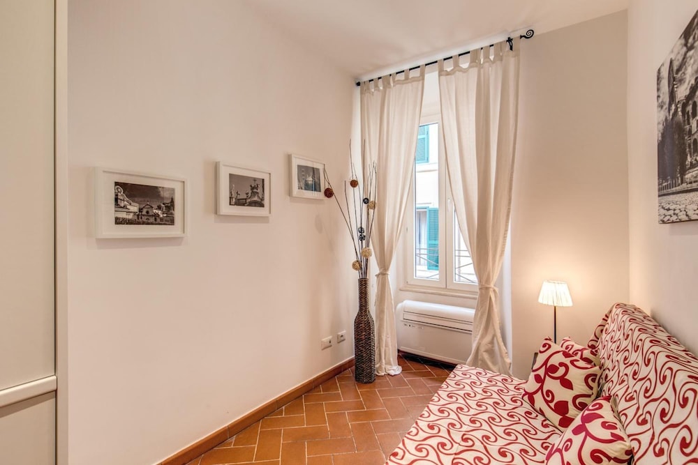 Piccolo Trevi Suites 24/53