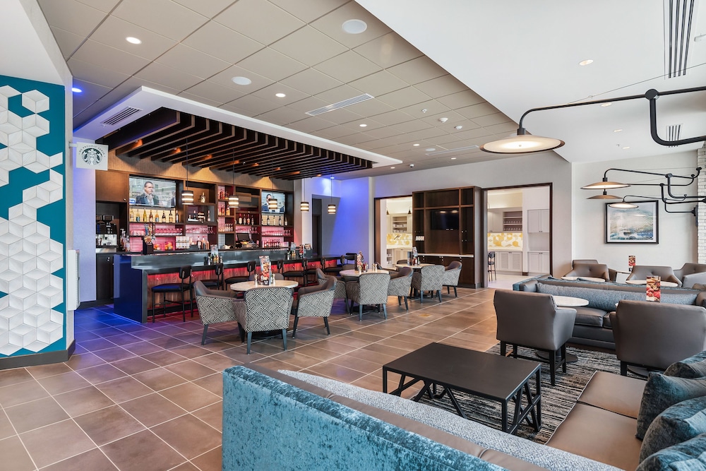 Hyatt Place Tampa/Wesley Chapel 48/61