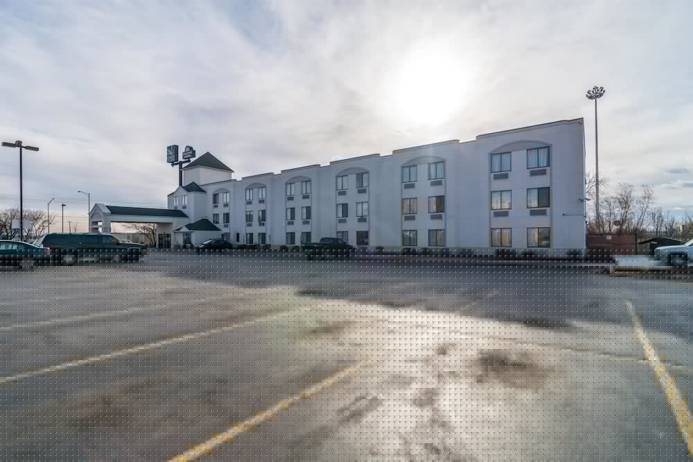 Motel6 Harvey, IL 36/47
