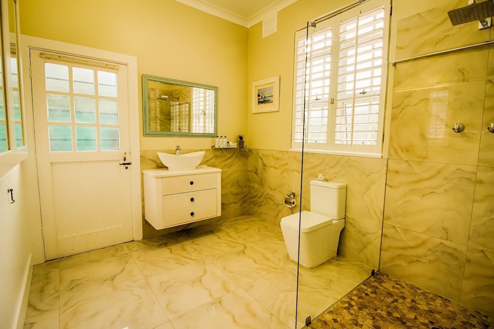 Musgrave Avenue Guest Lodge 46/46