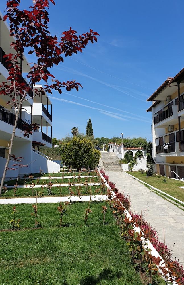 Ioli Village 33/44