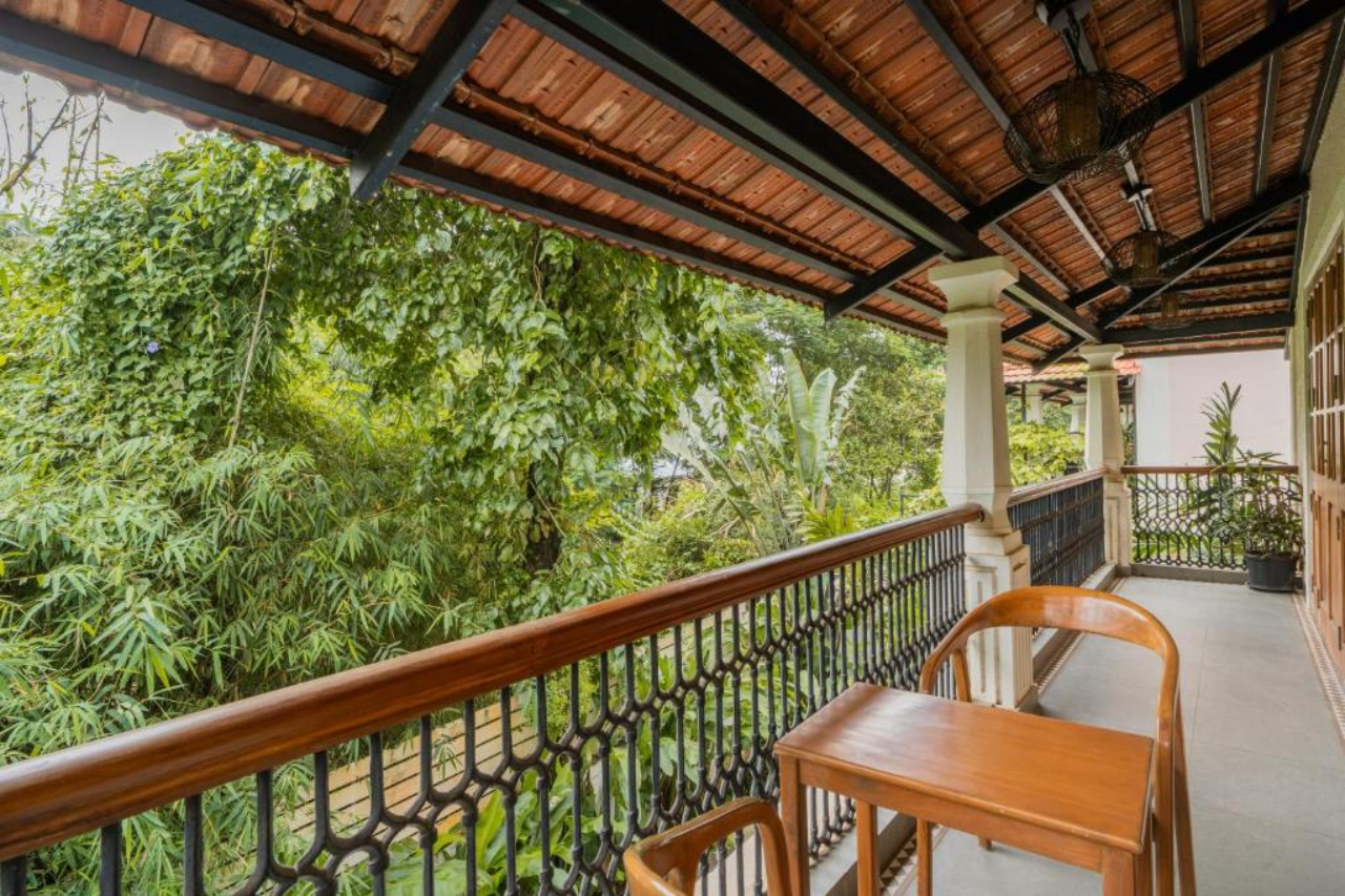 ELIVAAS Orion 3-BHK Villa With Private Pool 12/17