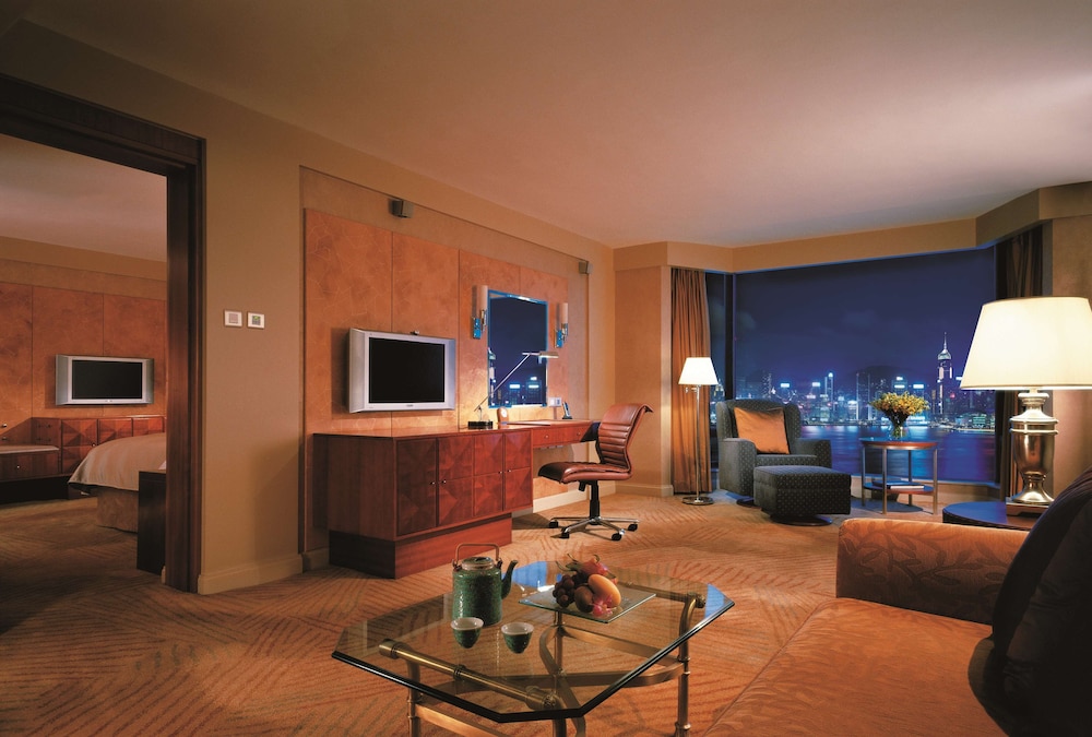 Kowloon Shangri-La Hong Kong 41/69