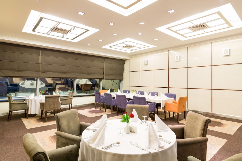 METROPOLITAN HOTEL ANKARA 55/67