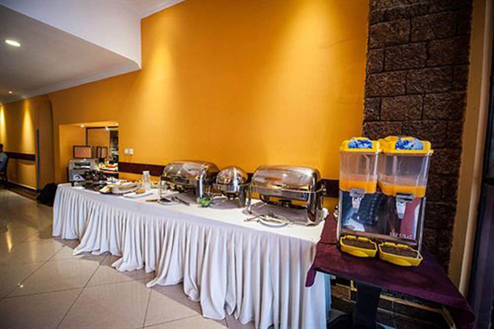 Angkor International Hotel 44/45