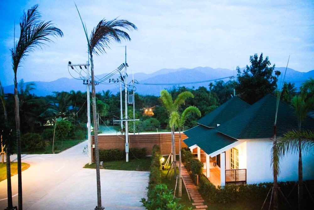 IP Plus Resort Chanthaburia - Halal Hotel 59/65