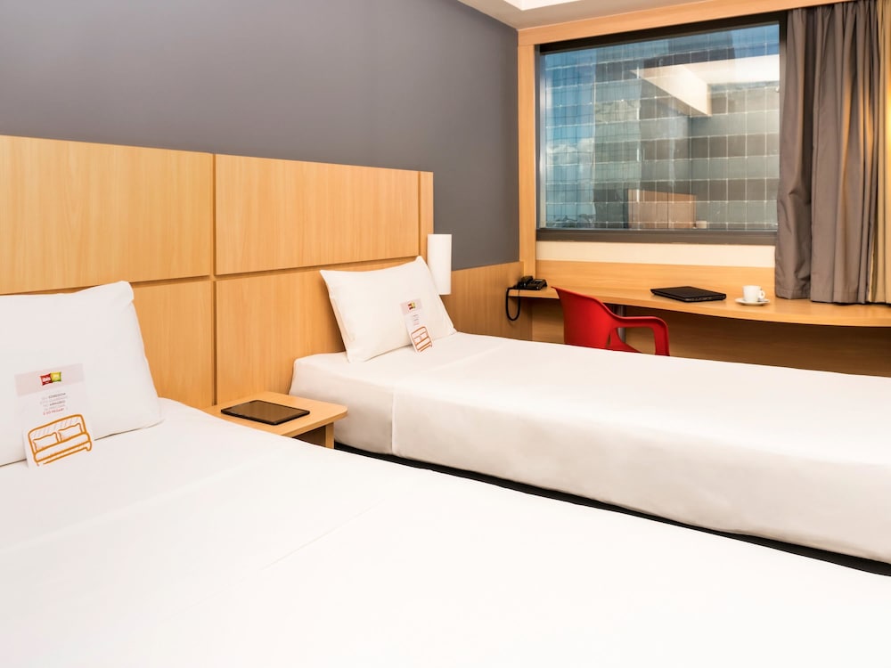 Ibis RJ Rio Porto Atlantico 18/65