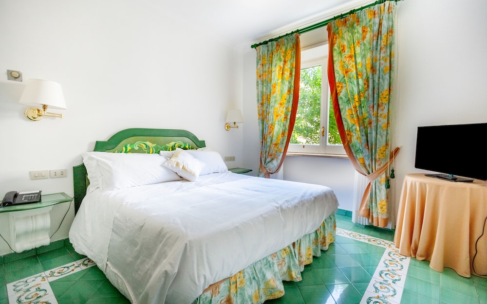 La Residenza Capri 35/100