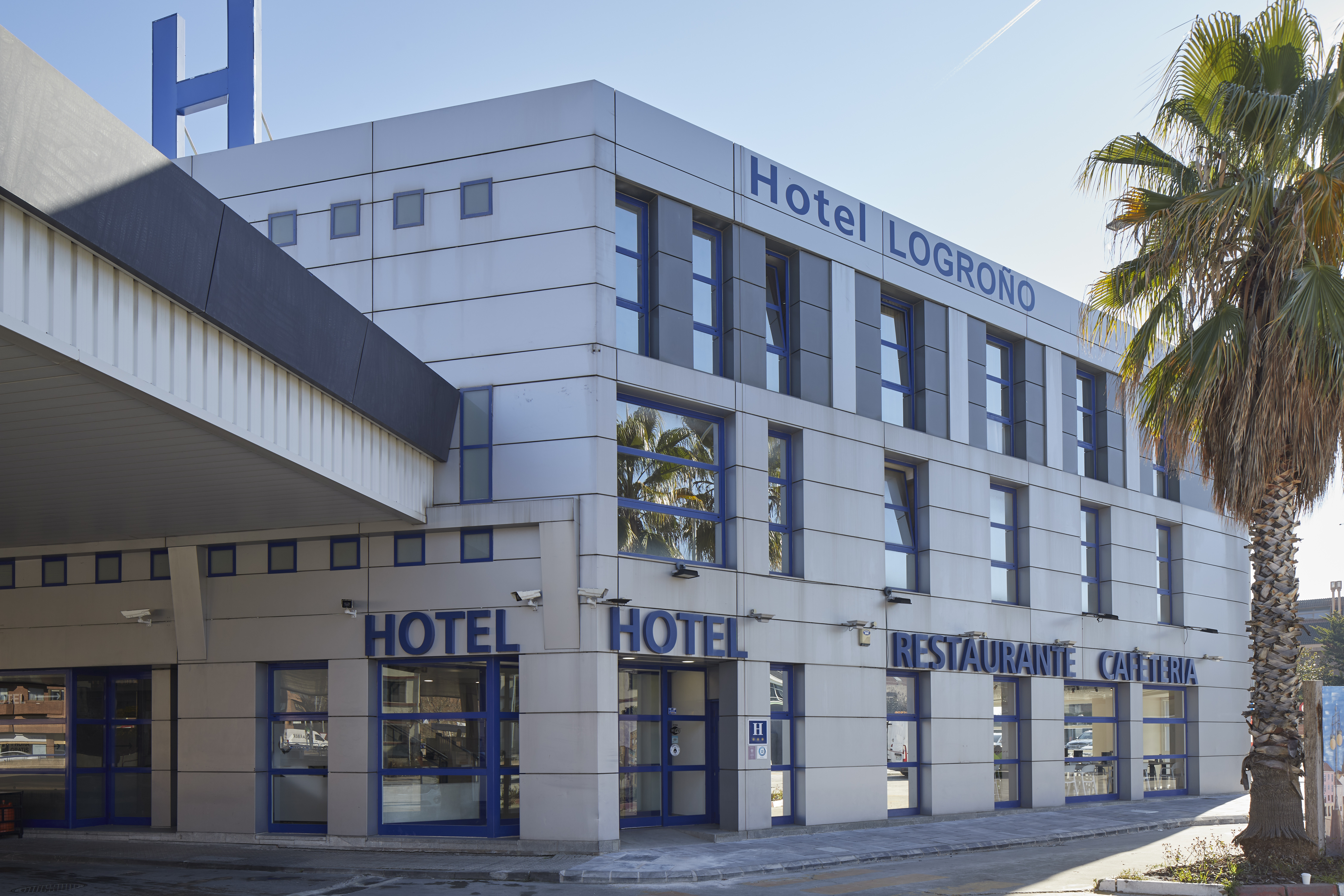Iraipe Logrono Hotel 1/48
