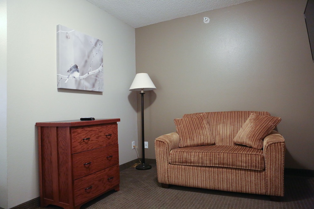 Grandstay Hotel And Suites Perham 21/54