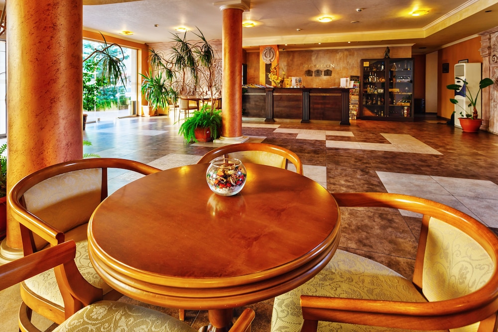 Hotel Forum 34/50