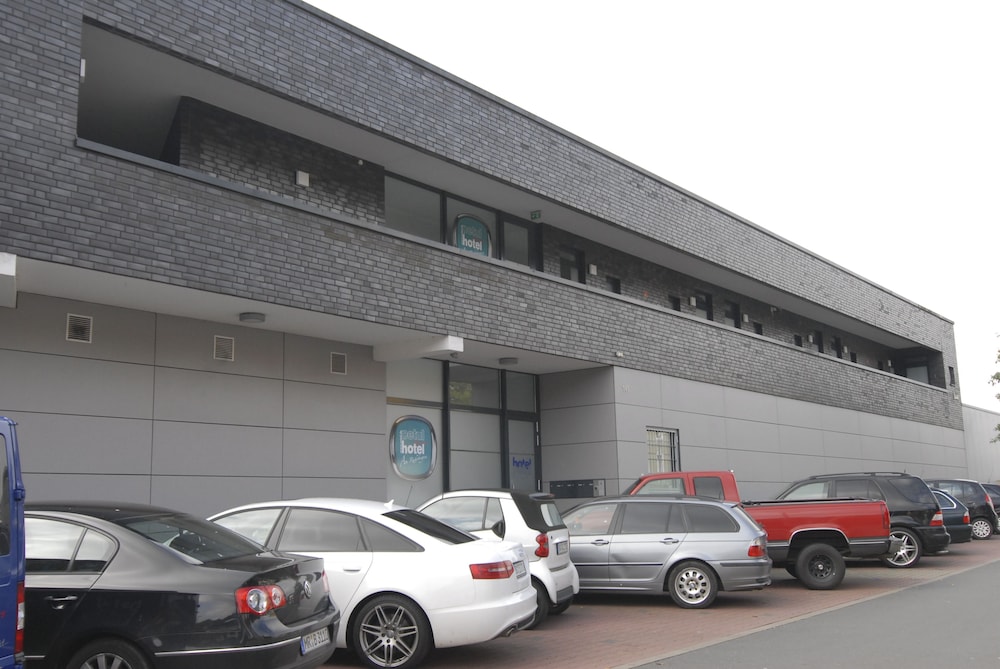Petul Apart Hotel Am Ruhrbogen 42/45