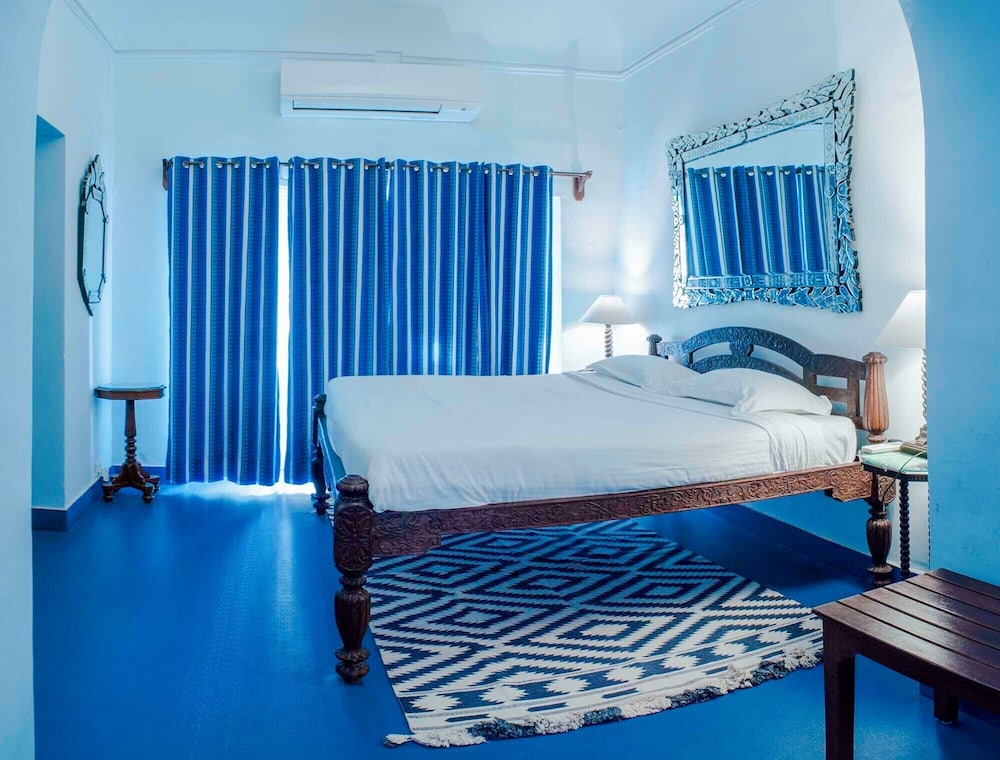 Smart, Heritage, Double Bed