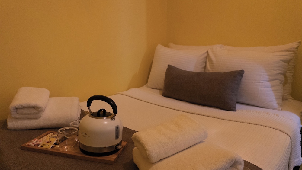 ECONOMY, DOUBLE BED