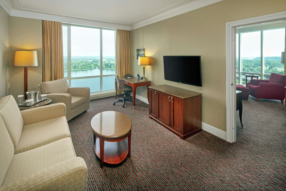 Hilton Lac Leamy 48/86