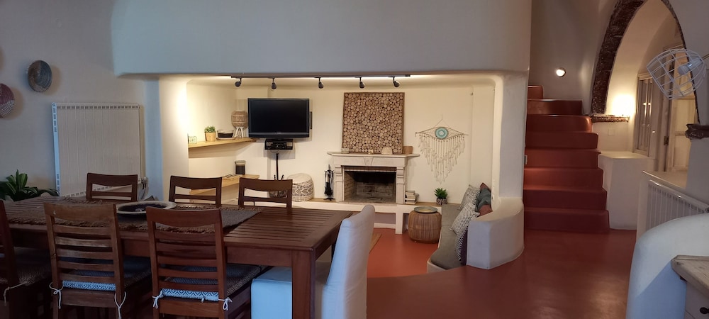 Villa Kisiris 24/40