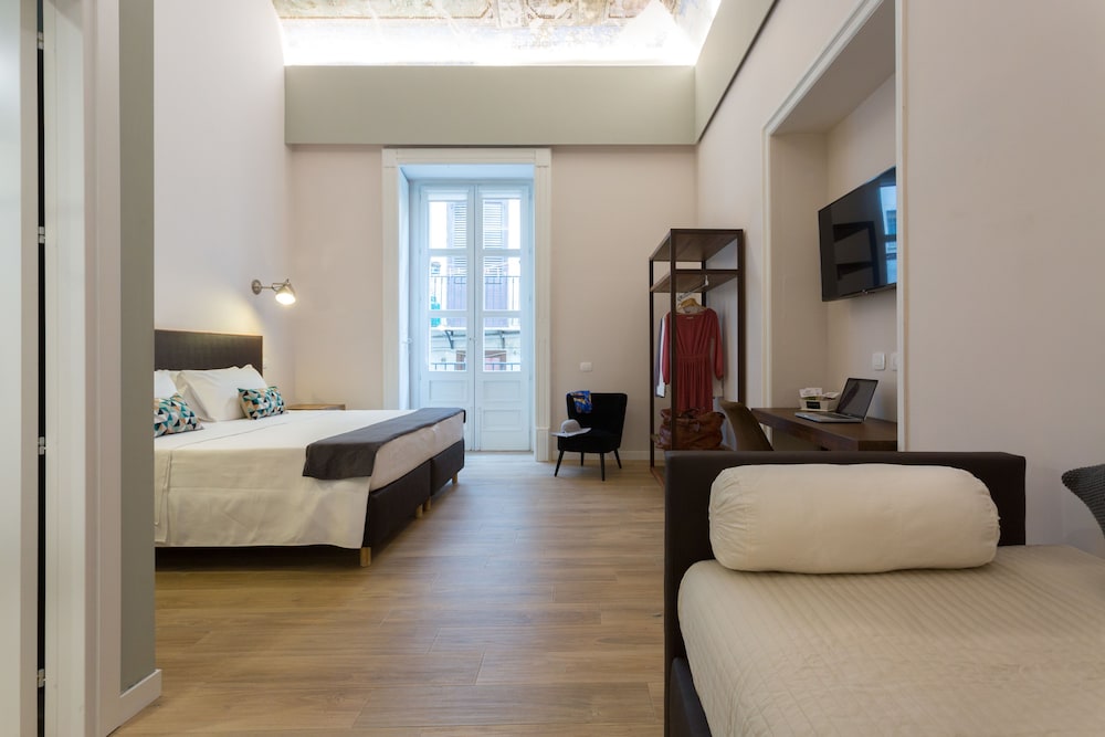 Bellaroto Suite 48/58