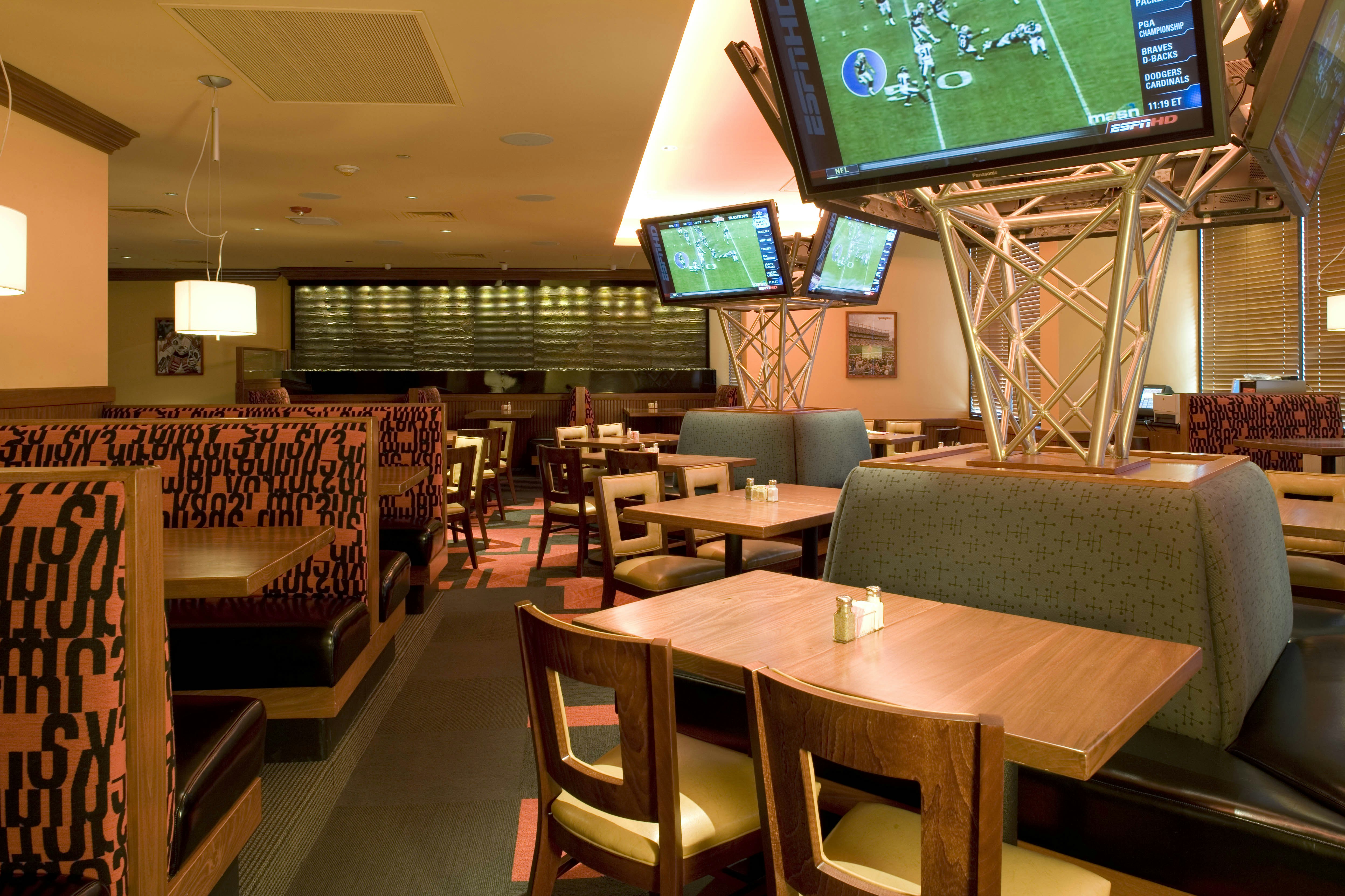 Holiday Inn Denver Lakewood 39/61