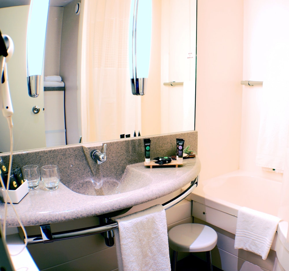 Novotel Roma Est 27/77