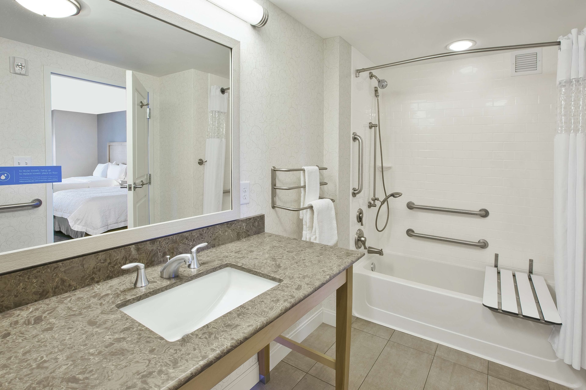 Studio, 2 Queen Beds, Ocean View, Sofa, Accessible, Hampton Inn Bar Harbor 2/3
