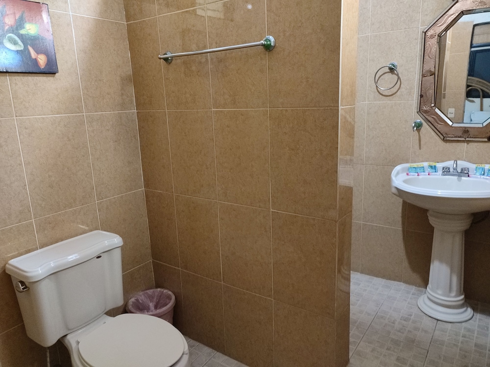 Hotel Ashly 55/57