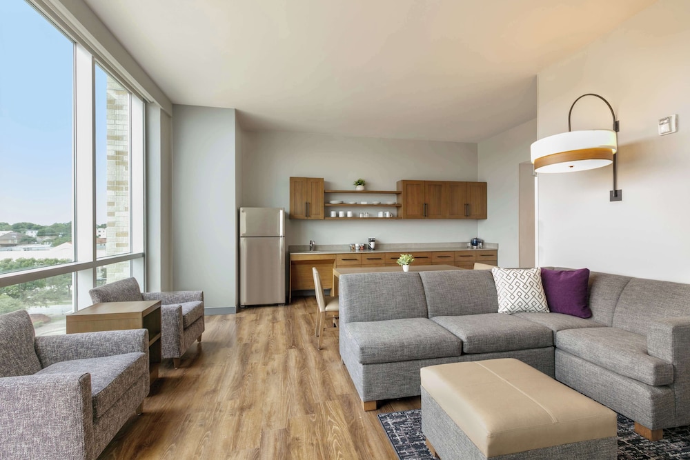 Hyatt Place Fort Worth/TCU 29/50
