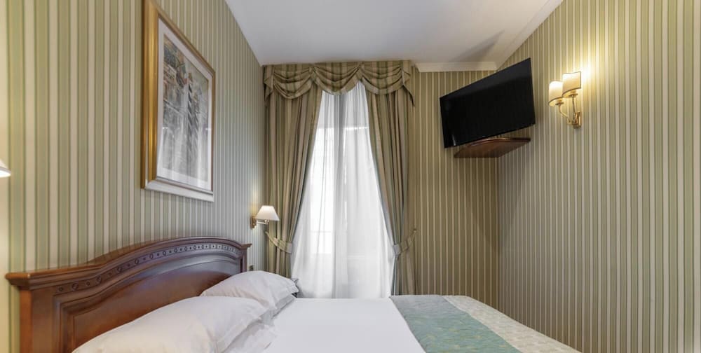 HOTIDAY Room Collection - Roma Porta Pia 21/50