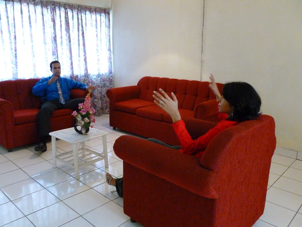 Royal Palm Suite Hotel 31/40