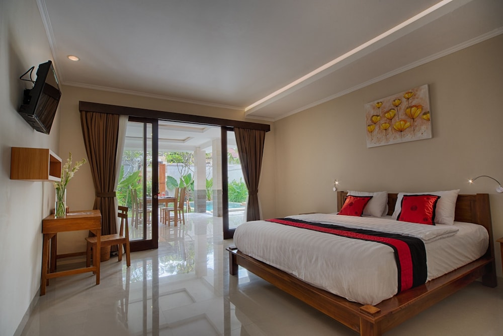 Puri Canggu Villas & Rooms 24/68