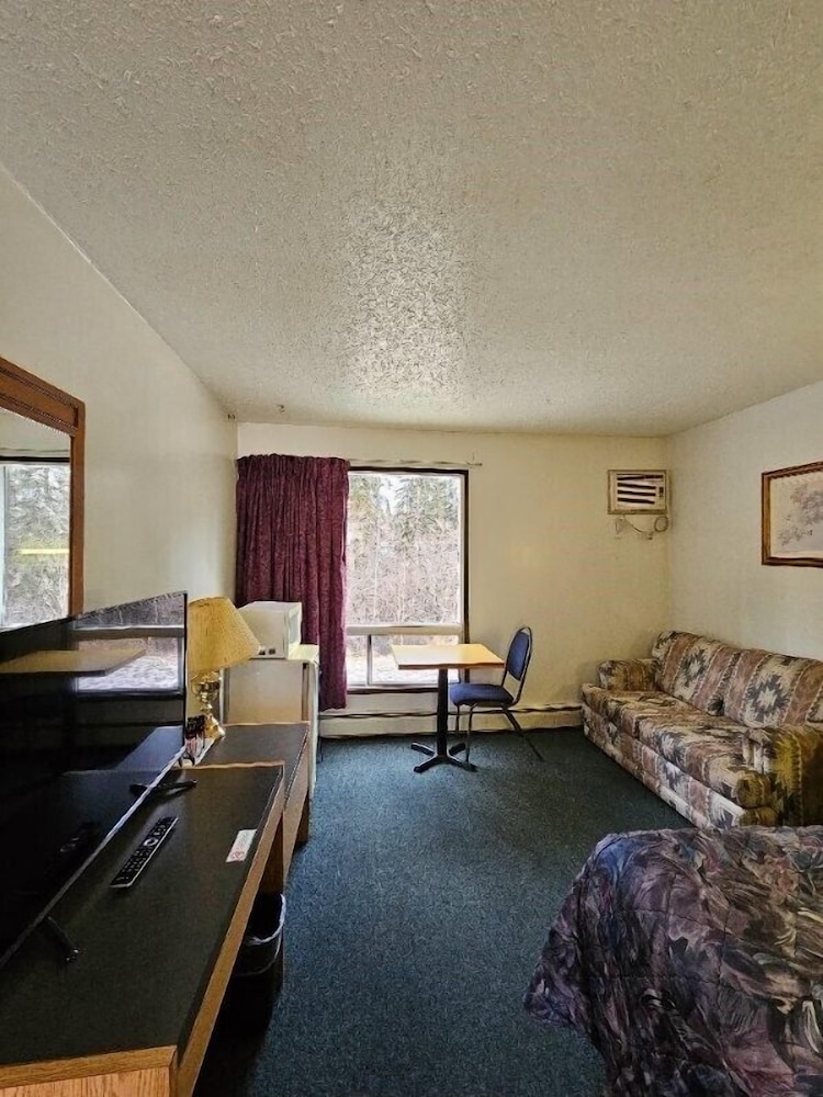 Howard Johnson by Wyndham Edson 32/57