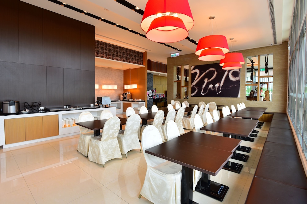 Naruwan Galaxy Place 24/30