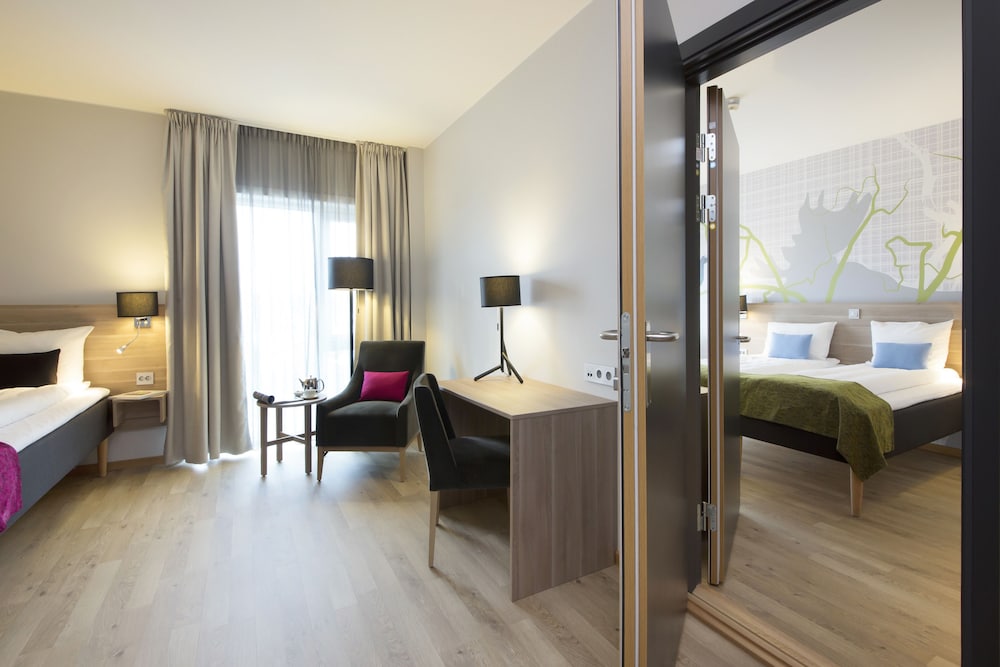 Room, Double Bed, Accessible