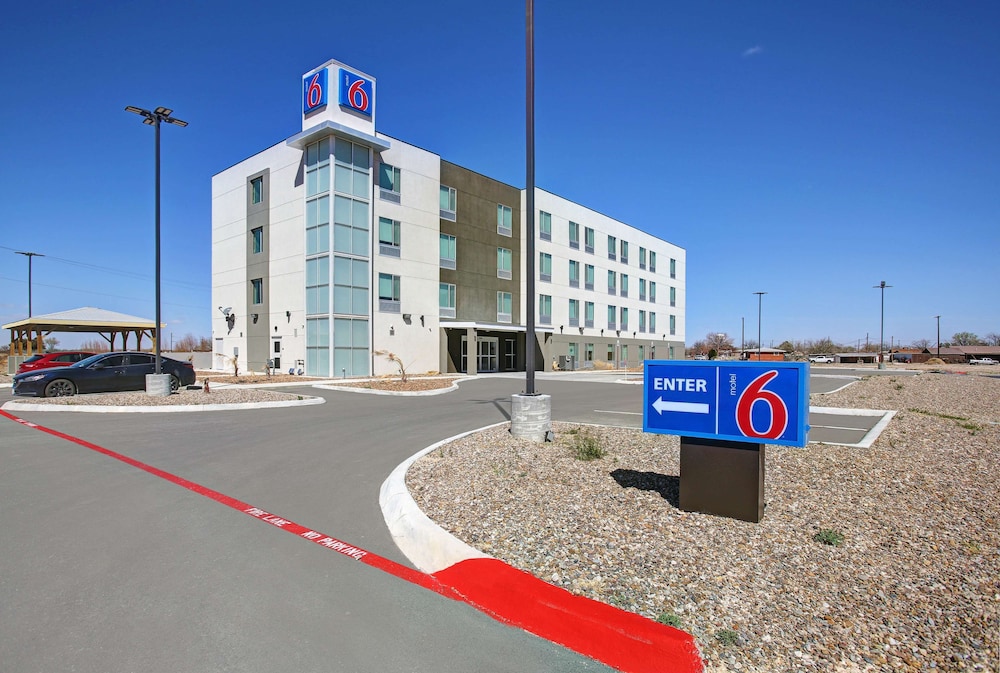Motel6 Monahans, TX 33/39