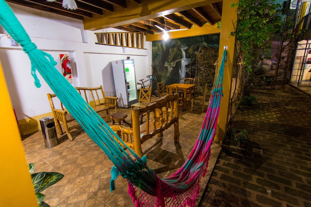Posada los Tajibos 40/53
