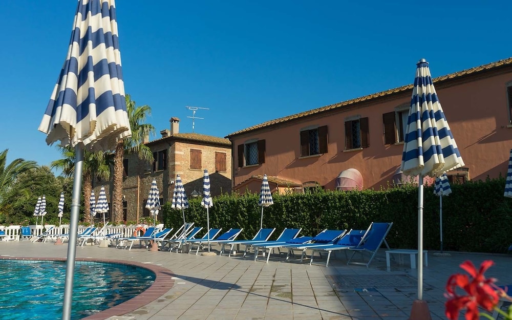 Agrihotel Elisabetta 1/60
