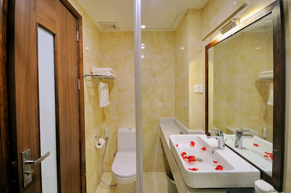 Lenid Nha Trang Hotel 56/66