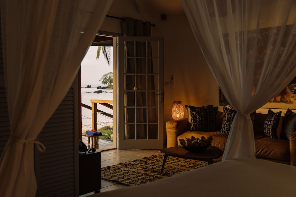 Bom Bom Island Resort 10/50