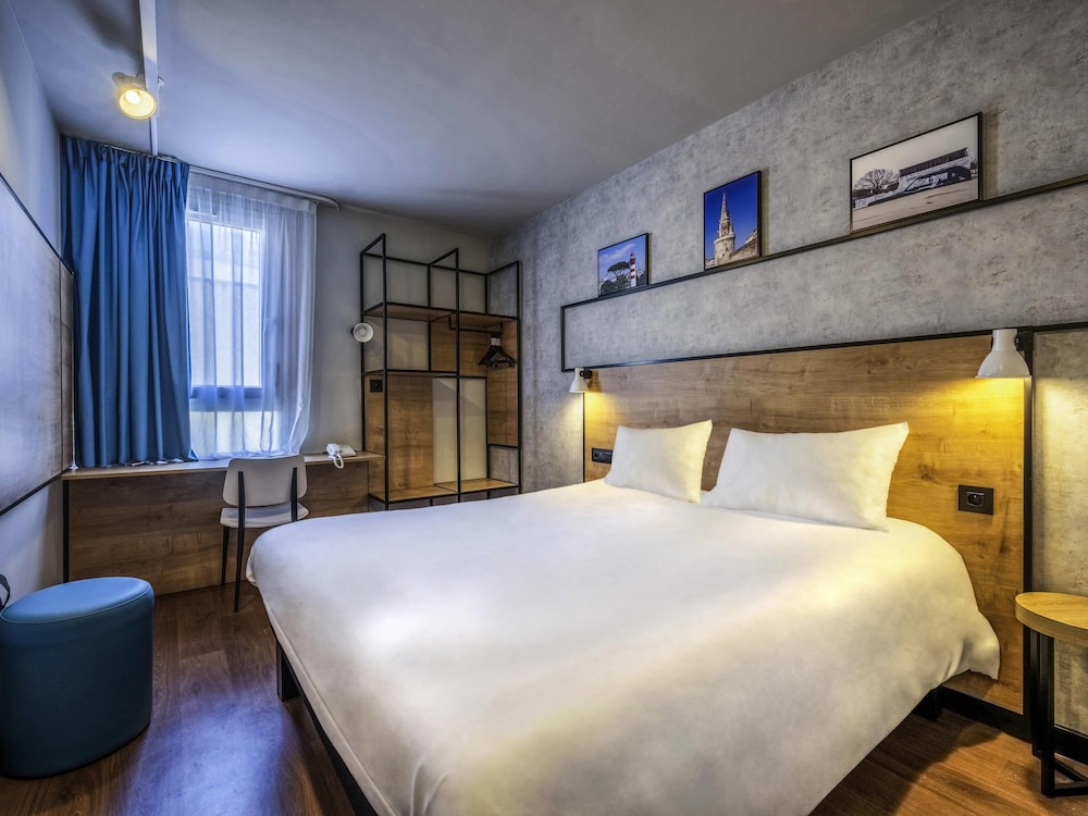 Ibis La Rochelle Vieux Port 17/64