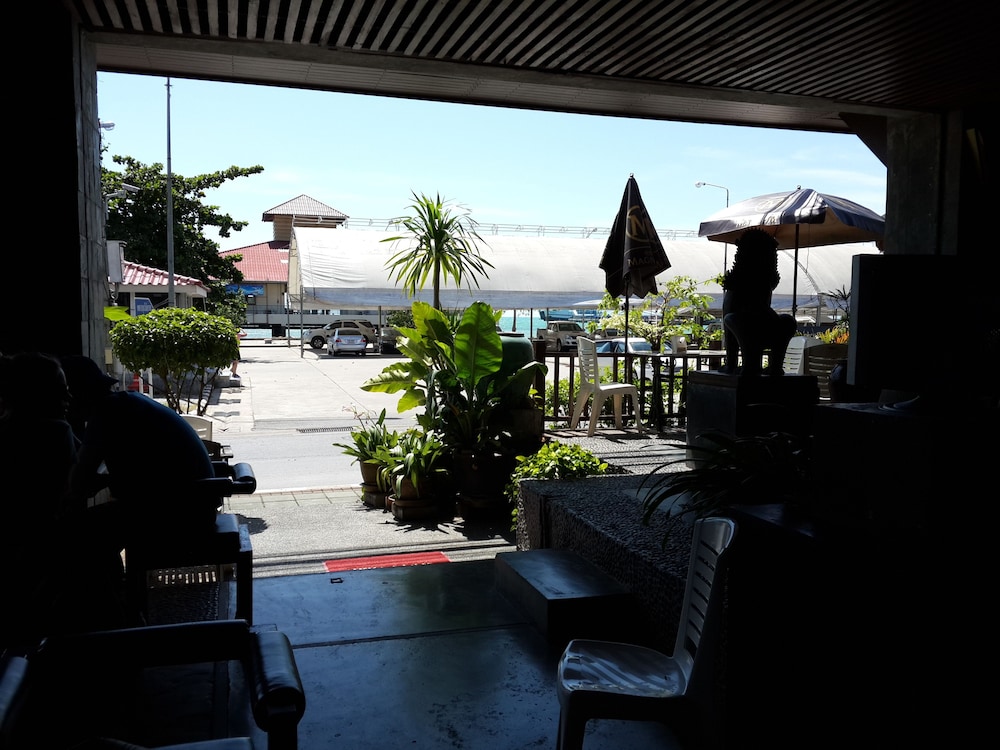 Coffee Island 17/18
