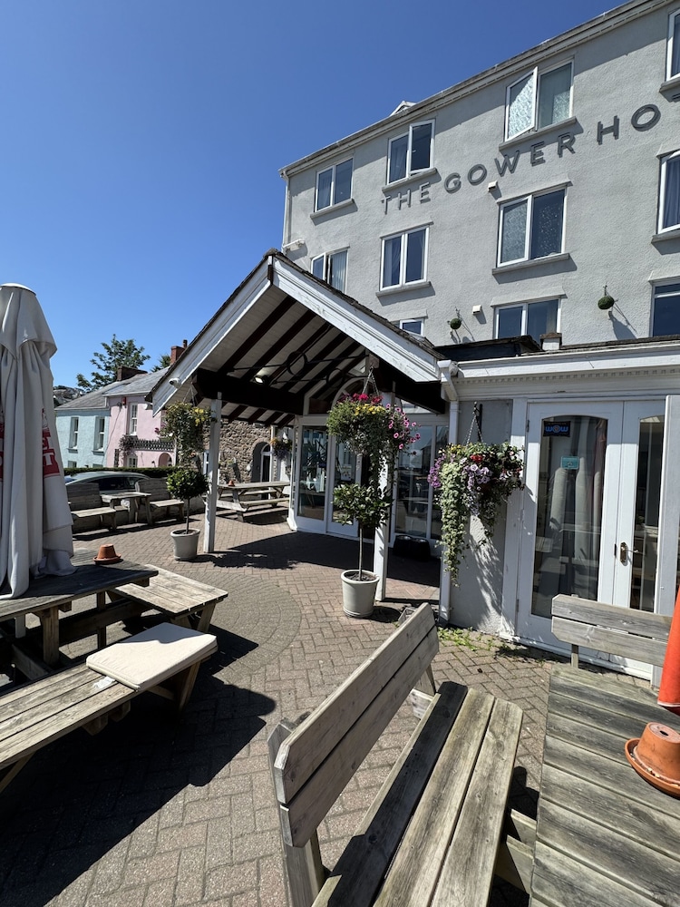 The Gower Hotel 29/35