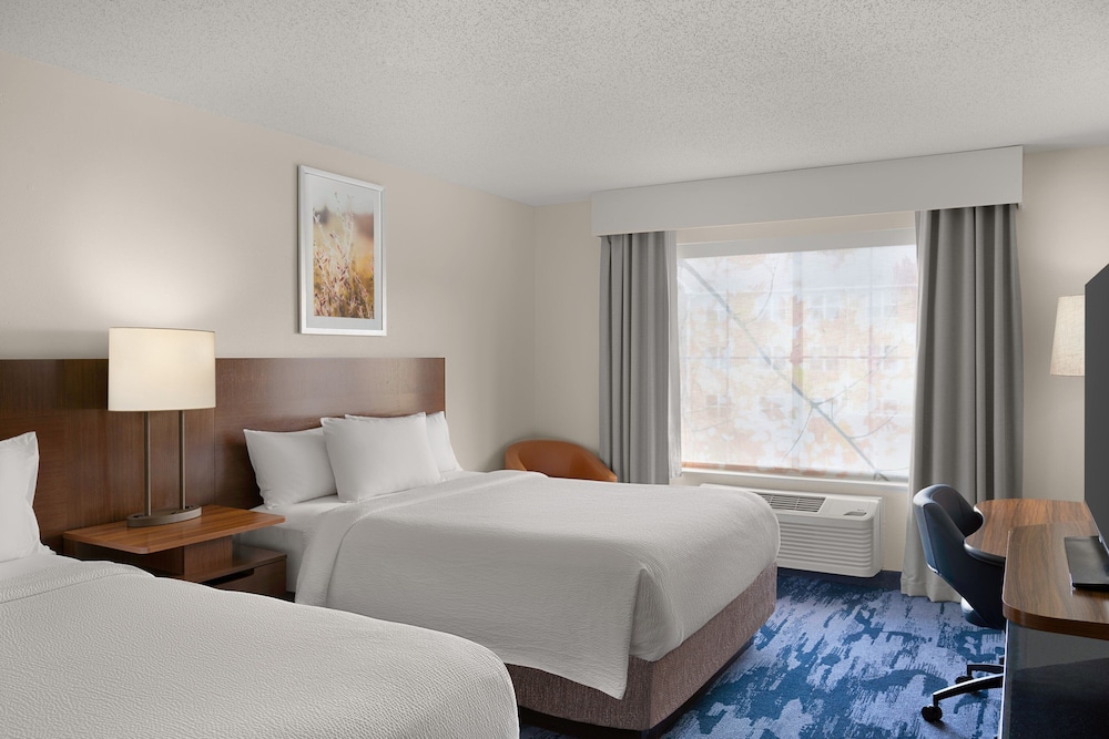 Fairfield Inn Suites By Marriott Chicago Naperville Aurora 6/50