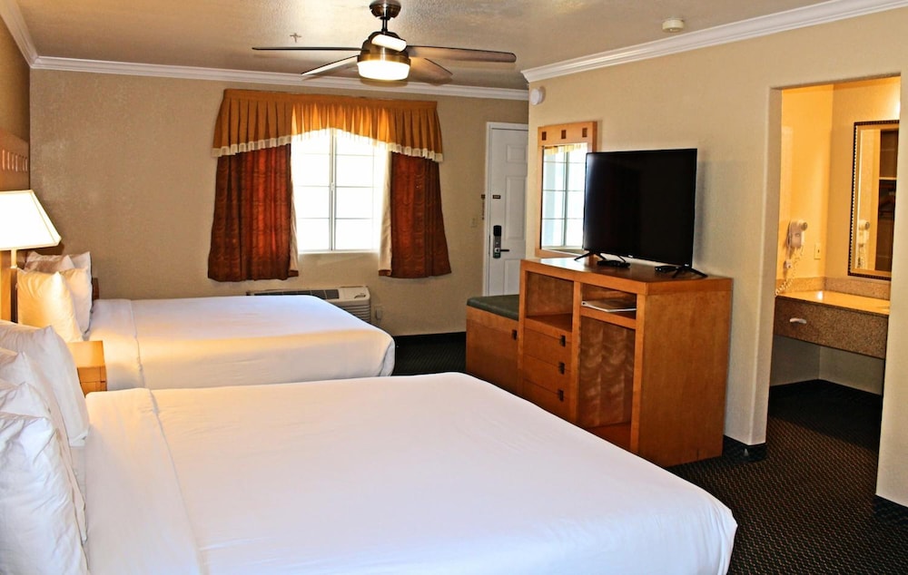 Lake Point Lodge 5/24